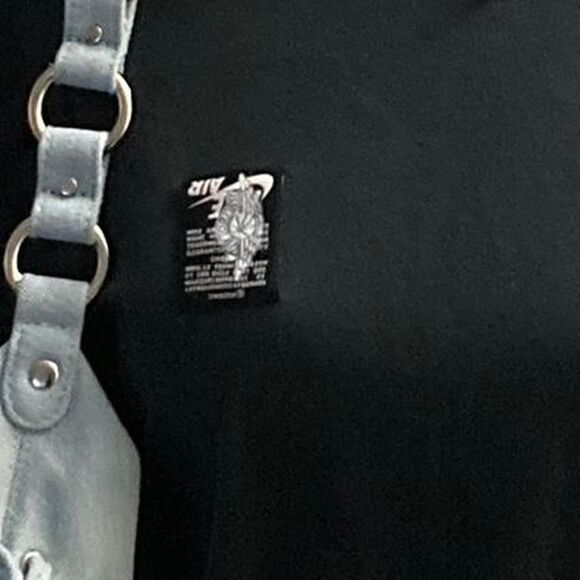 Nike Women's Black and Pink T-shirt - Picture 3 of 4